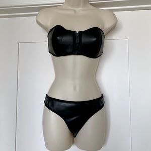Triangl Neoprene Black Winnie Bikini - M/L